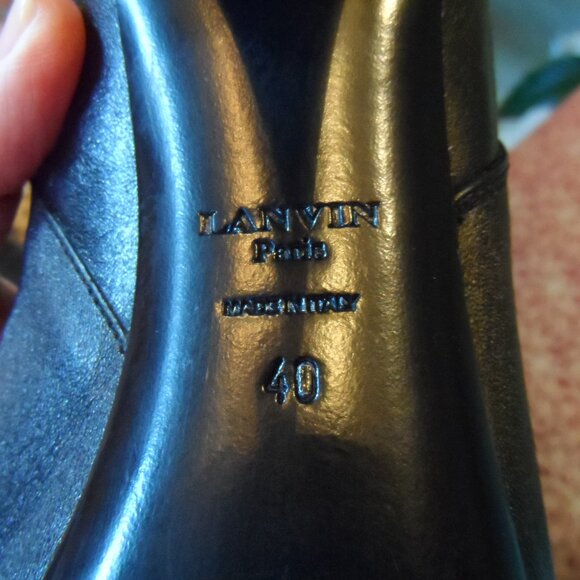 Lanvin Black Lamb Leather Ankle Boots w/Zipper-Chain Ankle Detail Size 40 - Picture 16 of 16